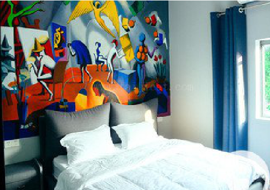 射洪对于酒店的墙体彩绘而言更注重哪些方面？